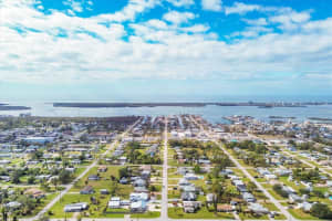 2075 PENNSYLVANIA AVENUE, ENGLEWOOD, FL 34224 - MLS#MFRD6145930