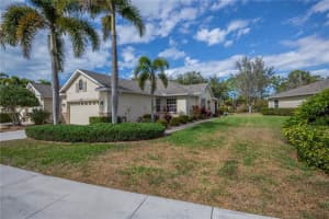 9260 Coachman Dr, VENICE