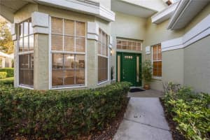 547 Fallbrook Dr, VENICE