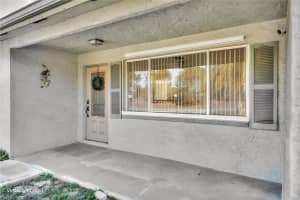 158 26TH STREET, CAPE CORAL, FL 33904 - MLS#MFRD6146006