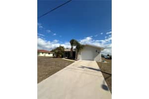 1321 Washington Dr, ENGLEWOOD