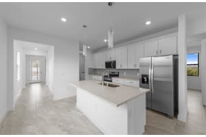 18928 INDIAN ROCK PLACE, LAKEWOOD RANCH, FL 34211 - MLS#MFRD6146122