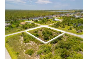 10536 ST PAUL DRIVE, PORT CHARLOTTE, FL 33981 - MLS#MFRD6146275