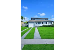 6221 37 TH TERRACE, VIRGINIA GARDENS, FL 33166 - MLS#MFRD6146351