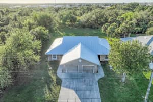 10437 Port Everglades St, PORT CHARLOTTE