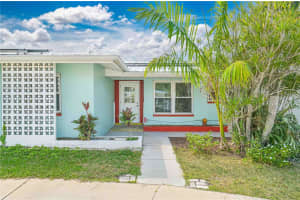 5246 SUNNYBROOK COURT, CAPE CORAL, FL 33904 - MLS#MFRD6146480