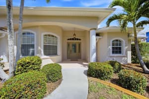 2075 LEMON AVENUE, ENGLEWOOD, FL 34223 - MLS#MFRD6146489