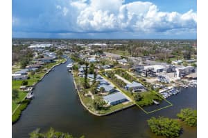 1695 MANOR ROAD, ENGLEWOOD, FL 34223 - MLS#MFRD6146525