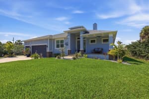 1022 BEEKMAN CIRCLE, PORT CHARLOTTE, FL 33953 - MLS#MFRD6146551