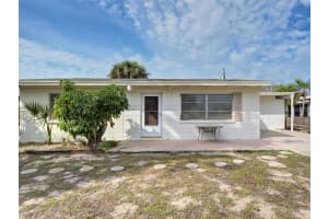 35 HILLCREST DRIVE, ENGLEWOOD, FL 34223 - MLS#MFRD6146655