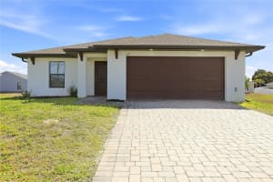 1317 Ne 2nd Ave, CAPE CORAL