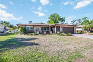 21351 BASSETT AVENUE, PORT CHARLOTTE, FL 33952 - MLS#MFRD6146779