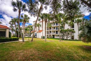 1591 Beach Rd #407, ENGLEWOOD