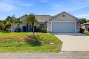7075 MIFFLIN STREET, ENGLEWOOD, FL 34224 - MLS#MFRD6146984