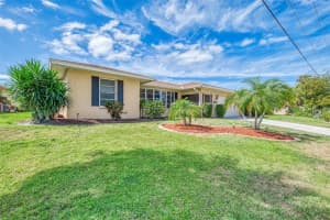 1290 Lakeside Dr, VENICE