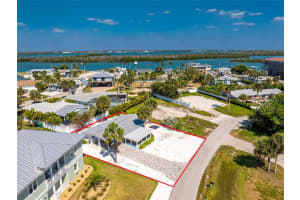 1175 Little Ct, ENGLEWOOD