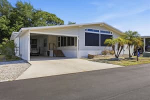 66 Bull Bay Ln, ENGLEWOOD