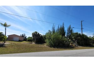 9598 SPRING CIRCLE, PORT CHARLOTTE, FL 33981 - MLS#MFRD6147399