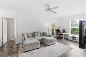 10201 COURTNEY PALMS BOULEVARD, TAMPA, FL 33619 - MLS#MFRD6147473