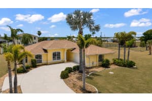 18075 PETOSKEY CIRCLE, PORT CHARLOTTE, FL 33948 - MLS#MFRD6147535