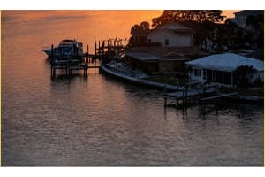 4750 COVE CIRCLE, ST PETERSBURG, FL 33708 - MLS#MFRD6147569