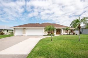 7411 Snow Dr, ENGLEWOOD