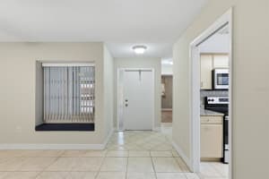 6283 GREEN VIEW CIRCLE, SARASOTA, FL 34231 - MLS#MFRD6147713