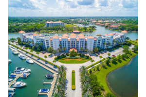 102 Yacht Harbor Dr, Palm Coast, FL 32137, Sold 04/17/18