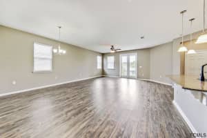 465 Tuscany Chase Dr, Daytona Beach, FL 32117, Sold 08/20/18
