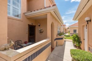 9 Marina Point Pl, Palm Coast, FL 32137, Sold 10/12/18