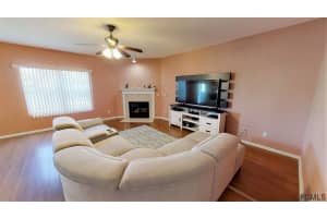 4 Riviera Estates Ct, Palm Coast, FL 32164, Sold 04/30/20