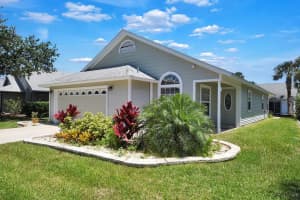 8 Nantucket Ln, Palm Coast, FL 32137, Sold 11/25/20