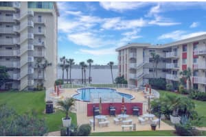 2711 N Halifax Ave, Daytona Beach, FL 32118, Sold 05/03/21