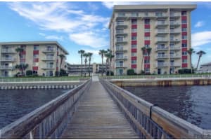 2711 N Halifax Ave, Daytona Beach, FL 32118, Sold 05/03/21