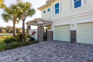 27 Spinaker Cir, Palm Coast, FL 32137, Sold 02/12/21