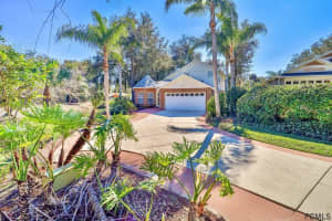 2 Oak Village Dr, Ormond Beach, FL 32174, Sold 04/09/21