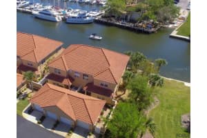 2 Marina Point Pl, Palm Coast, FL 32137, Sold 05/14/21