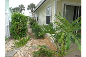 28 Medford Dr, Palm Coast, FL 32137, Sold 08/31/21
