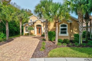25 Emerald Lake Ct, Palm Coast, FL 32137, Sold 04/08/22