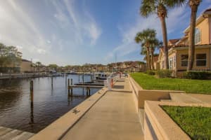 53 Rivers Edge Ln, Palm Coast, FL 32137, Sold 05/31/22