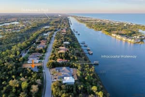216 S Riverwalk Dr, Palm Coast, FL 32137, Sold 06/27/22