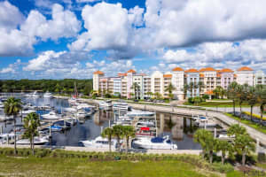 102 YACHT HARBOR DR, PALM COAST, FL 32137 Sold 10/07/22