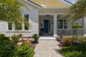 12 HIDDEN TREASURE DR., PALM COAST, FL 32137 Sold 10/03/22