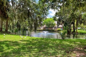 100 TOMOKA MEADOWS BLVD, ORMOND BEACH, FL 32174 Sold 09/06/22