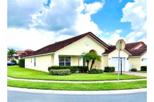 100 CARDINAL CT, DAVENPORT, FL 33896 Sold 09/23/22