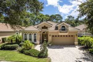 16 Village View Dr