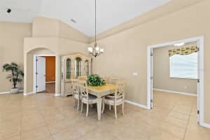 70 Raintree Cir, Palm Coast, FL 32164, Sold 11/04/22