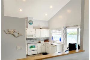 65 BRISTOL LN, PALM COAST, FL 32137 Sold 12/02/22