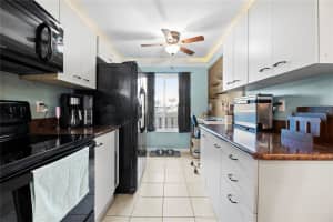 201 ORANGE GROVE DRIVE, ORMOND BEACH, FL 32174 Sold 03/30/23