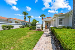 9 LA COSTA PLACE, PALM COAST, FL 32137 Sold 07/21/23